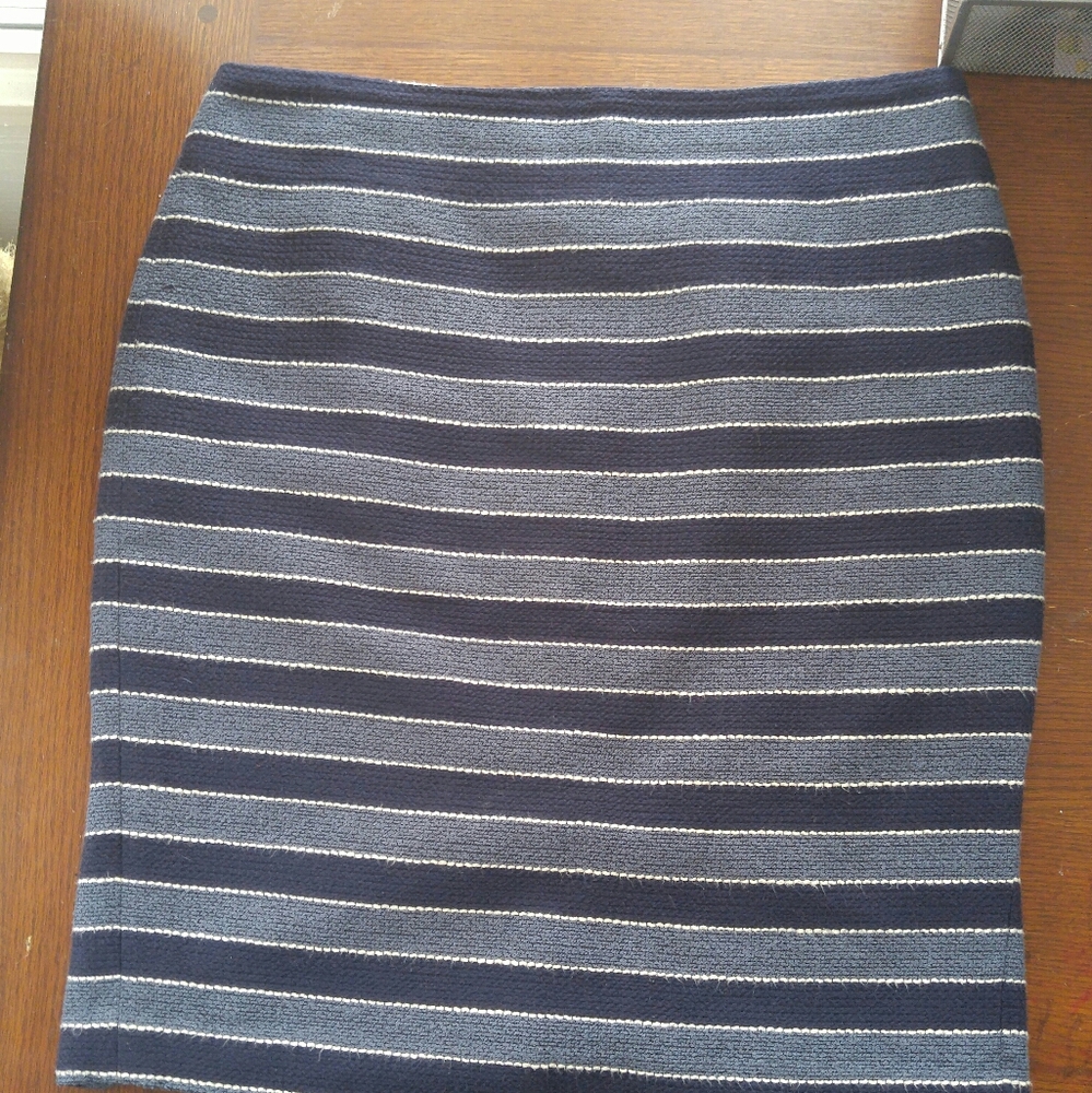 LOFT pencil skirt